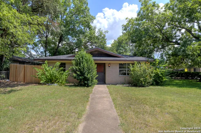 $575,000 | 1400 St Edwards Austin Tx 78704, Austin, TX 78704