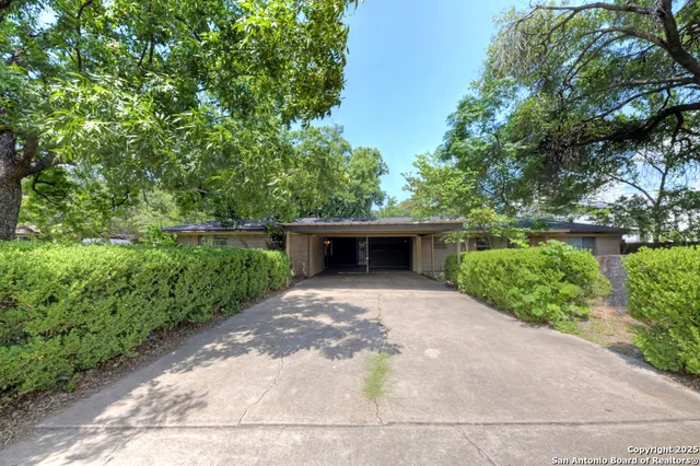$575,000 | 1400 St Edwards Austin Tx 78704, Austin, TX 78704