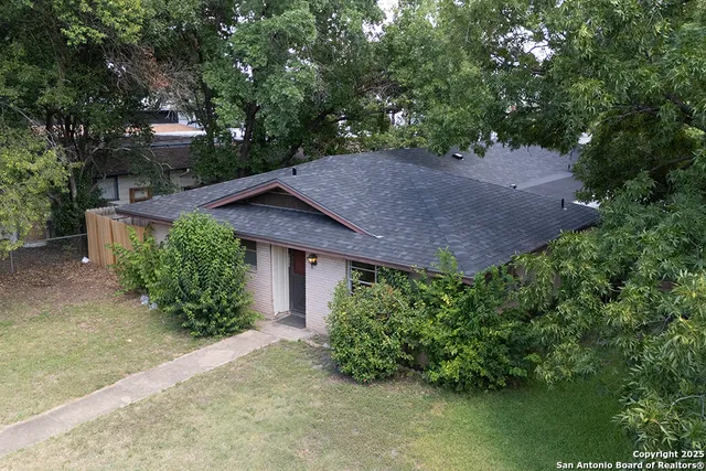 $575,000 | 1400 St Edwards Austin Tx 78704, Austin, TX 78704