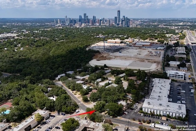 $575,000 | 1400 St Edwards Austin Tx 78704, Austin, TX 78704