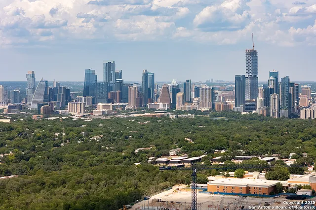 $575,000 | 1400 St Edwards Austin Tx 78704, Austin, TX 78704