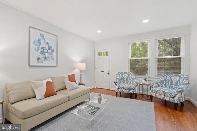 $349,900 | 1415 South Edgewood Street, Unit 463, Arlington, VA 22204