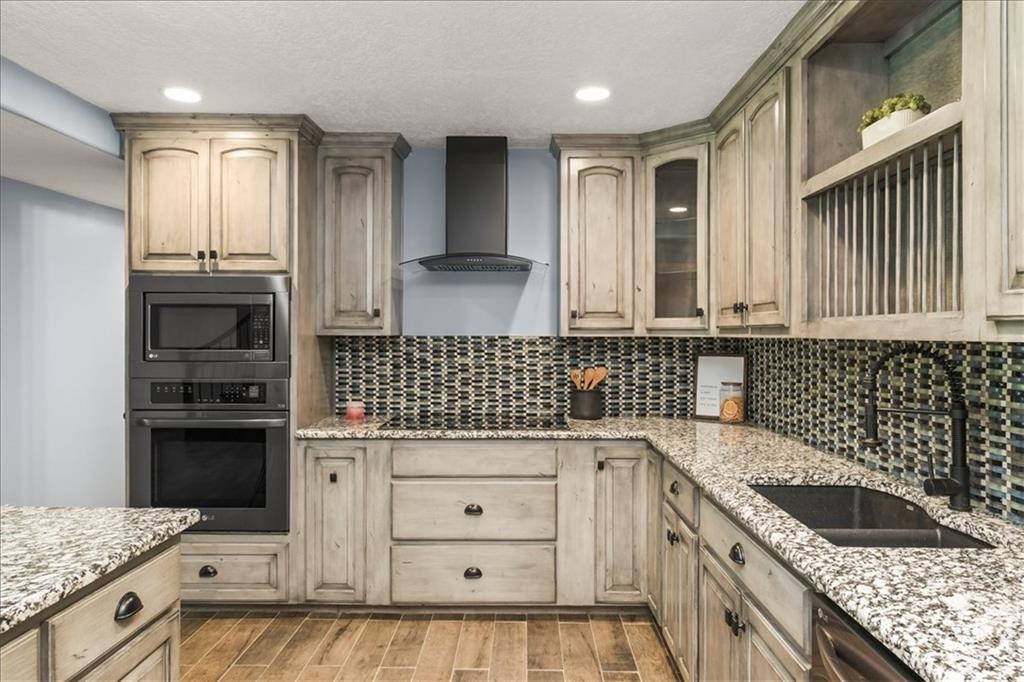 5318 South Stillhouse Road Oak Grove, MO 64075 - Photo 7 of 46