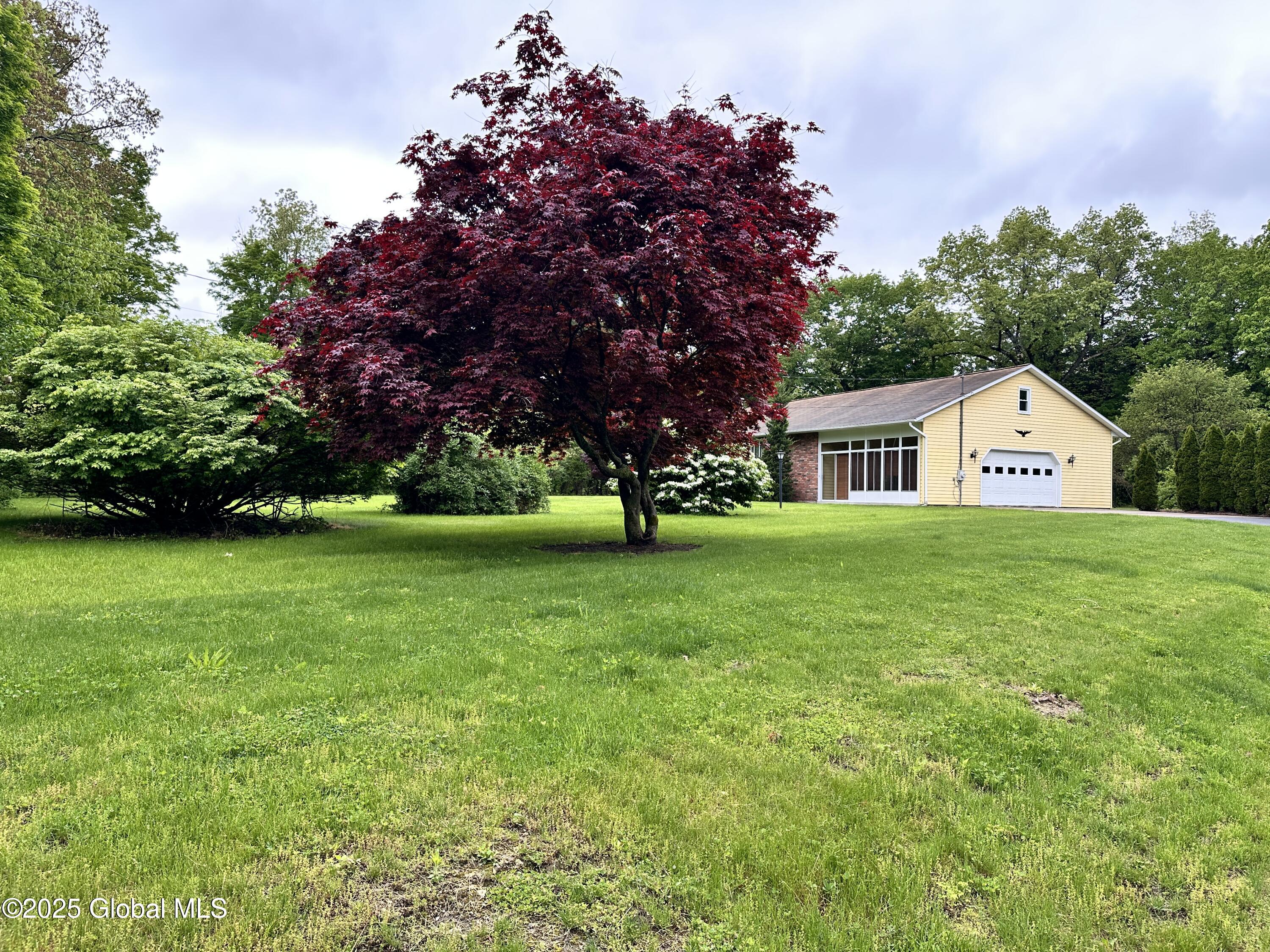 252 Wemple Road Schenectady, NY 12306 - Photo 32 of 57 IMG_3735