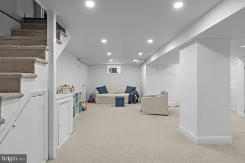 $659,900 | 220 Walnut Lane, Ambler, PA 19002