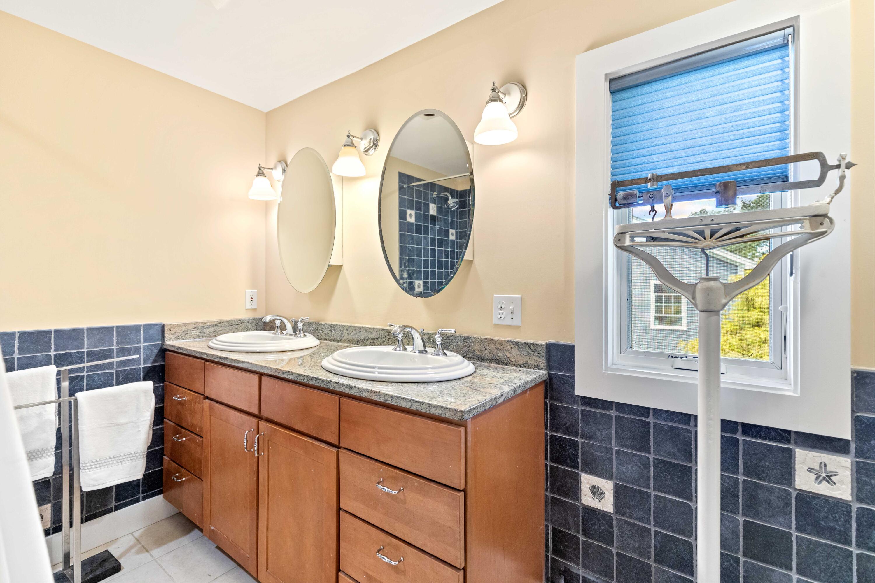 4 Gould Road South Portland, ME 04106 - Photo 21 of 41 4 Gould South Portland_018