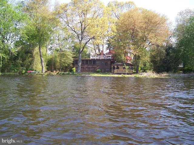 $475,000 | 700 North Shore Drive, Milford, DE 19963