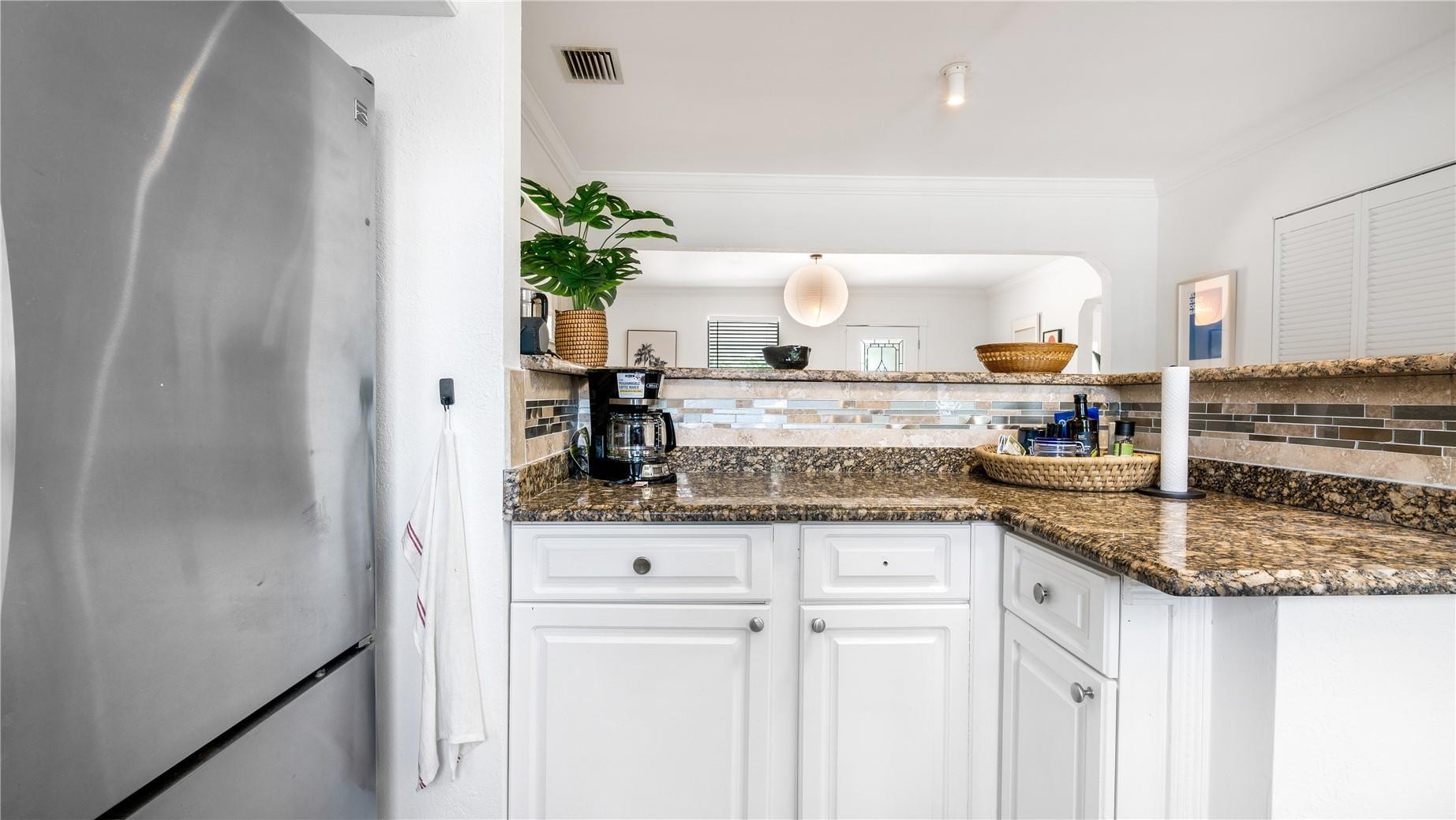 516 Puritan Road West Palm Beach, FL 33405 - Photo 12 of 37 Photo 12