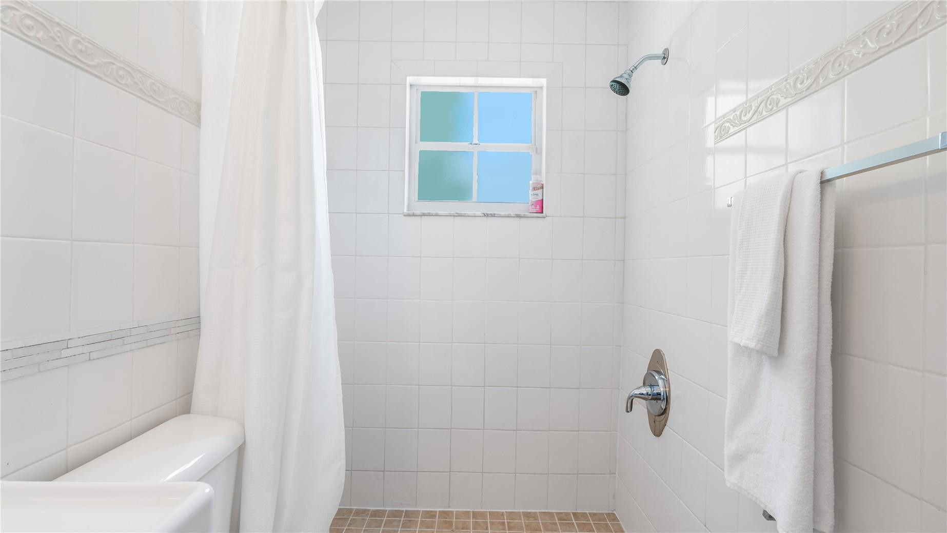 516 Puritan Road West Palm Beach, FL 33405 - Photo 18 of 37 Photo 18