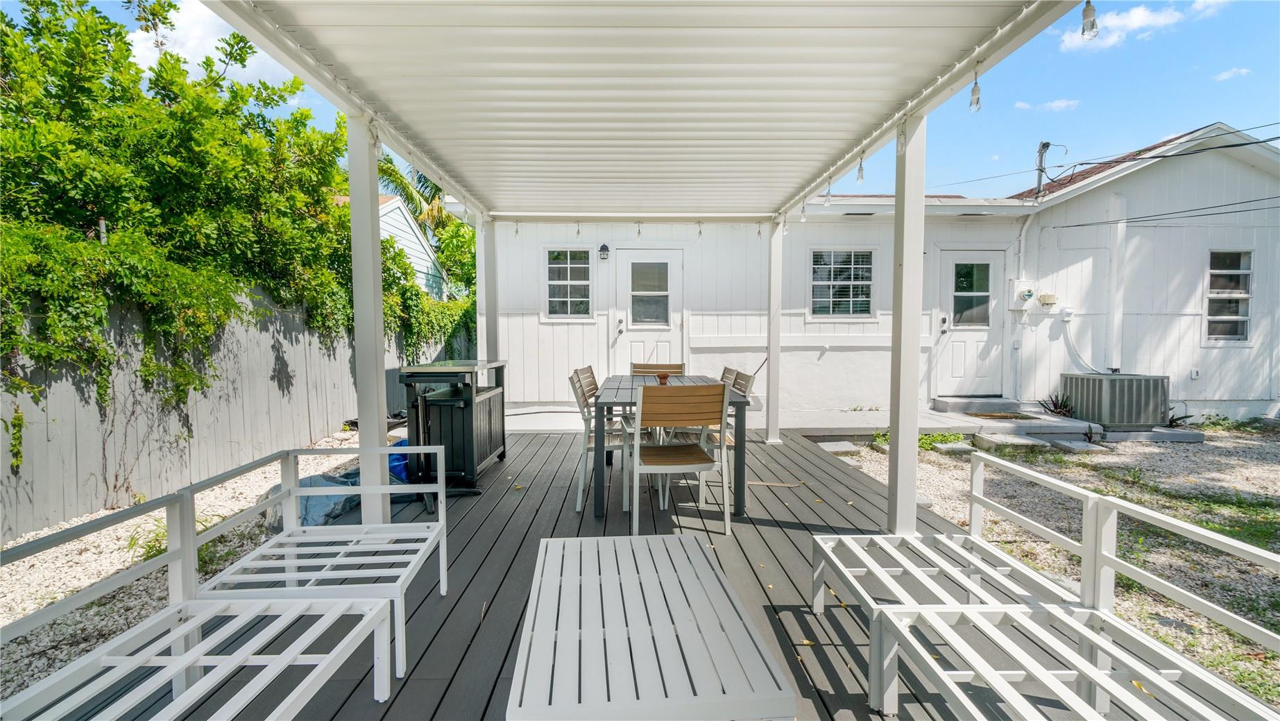 516 Puritan Road West Palm Beach, FL 33405 - Photo 2 of 37 Photo 2