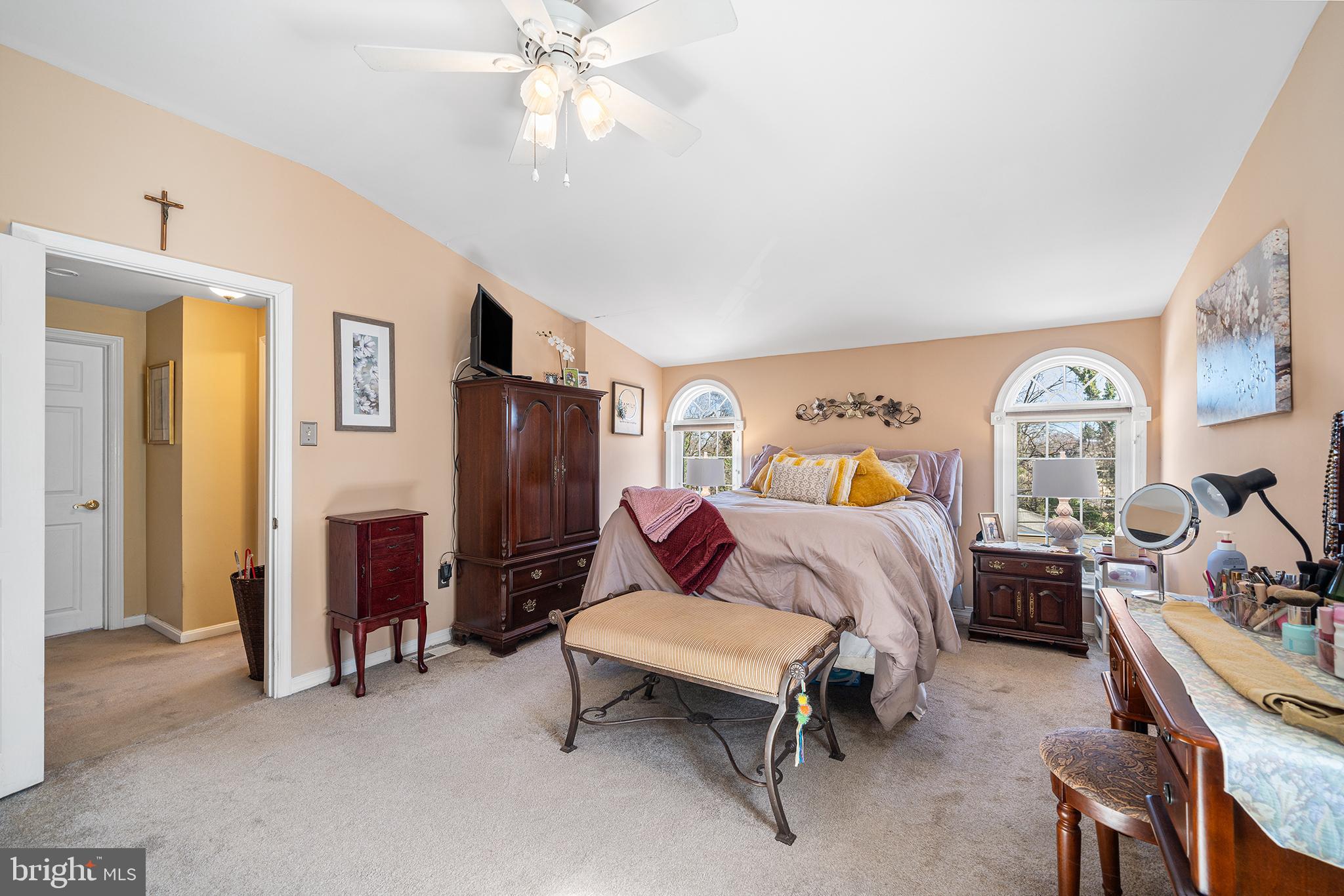 310 Manor Circle Folsom, PA 19033 - Photo 18 of 31 a bedroom with a bed and wooden floor