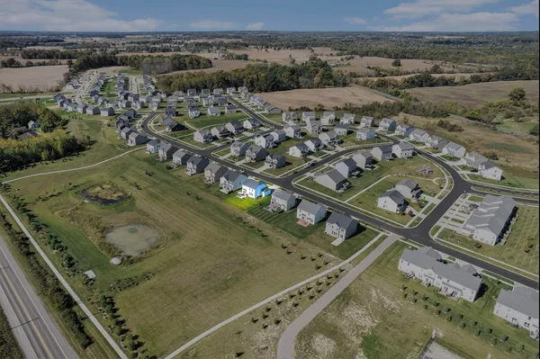 $520,000 | 2739 Salt Springs Drive, Unit 39, Saline, MI 48176