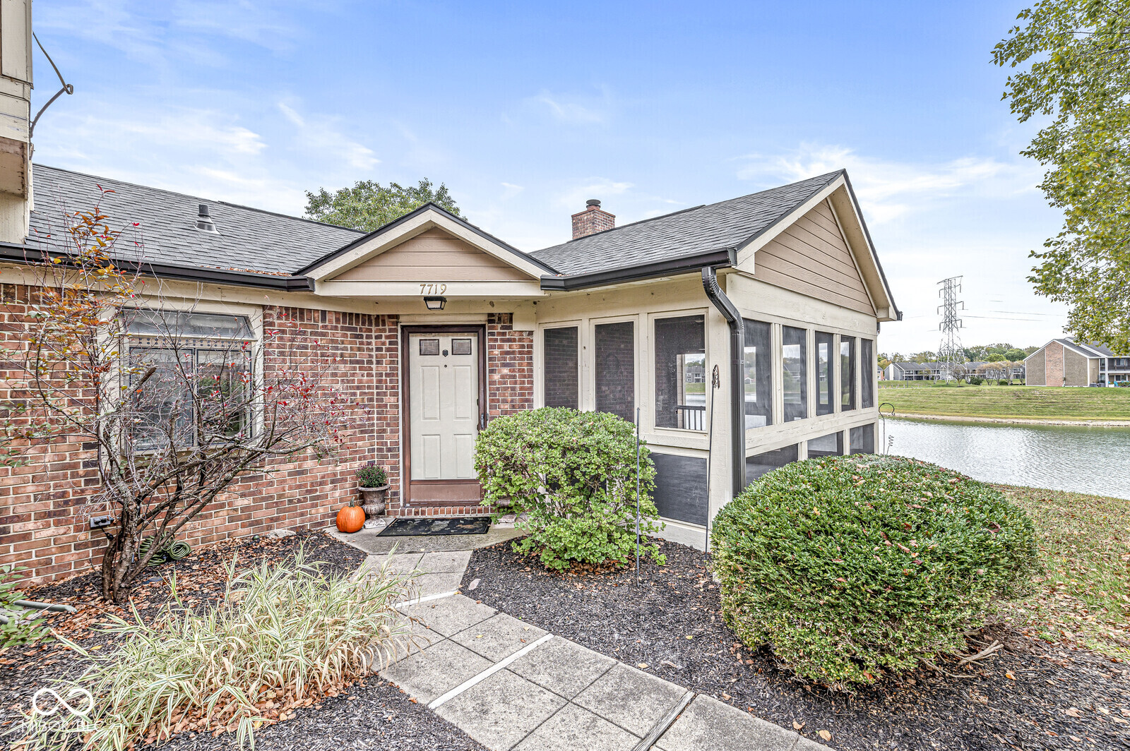 7719 River Road Indianapolis, IN 46240 - Photo 1 of 40