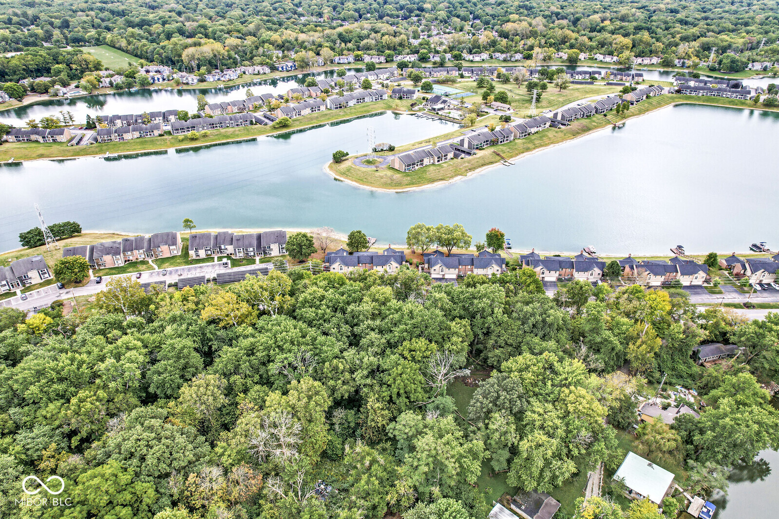 7719 River Road Indianapolis, IN 46240 - Photo 2 of 40