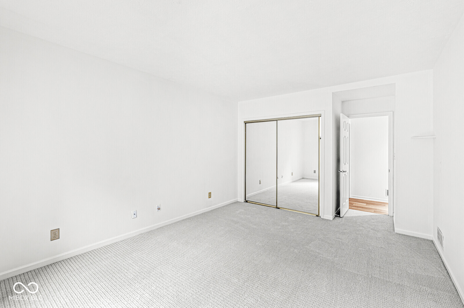 7719 River Road Indianapolis, IN 46240 - Photo 23 of 40