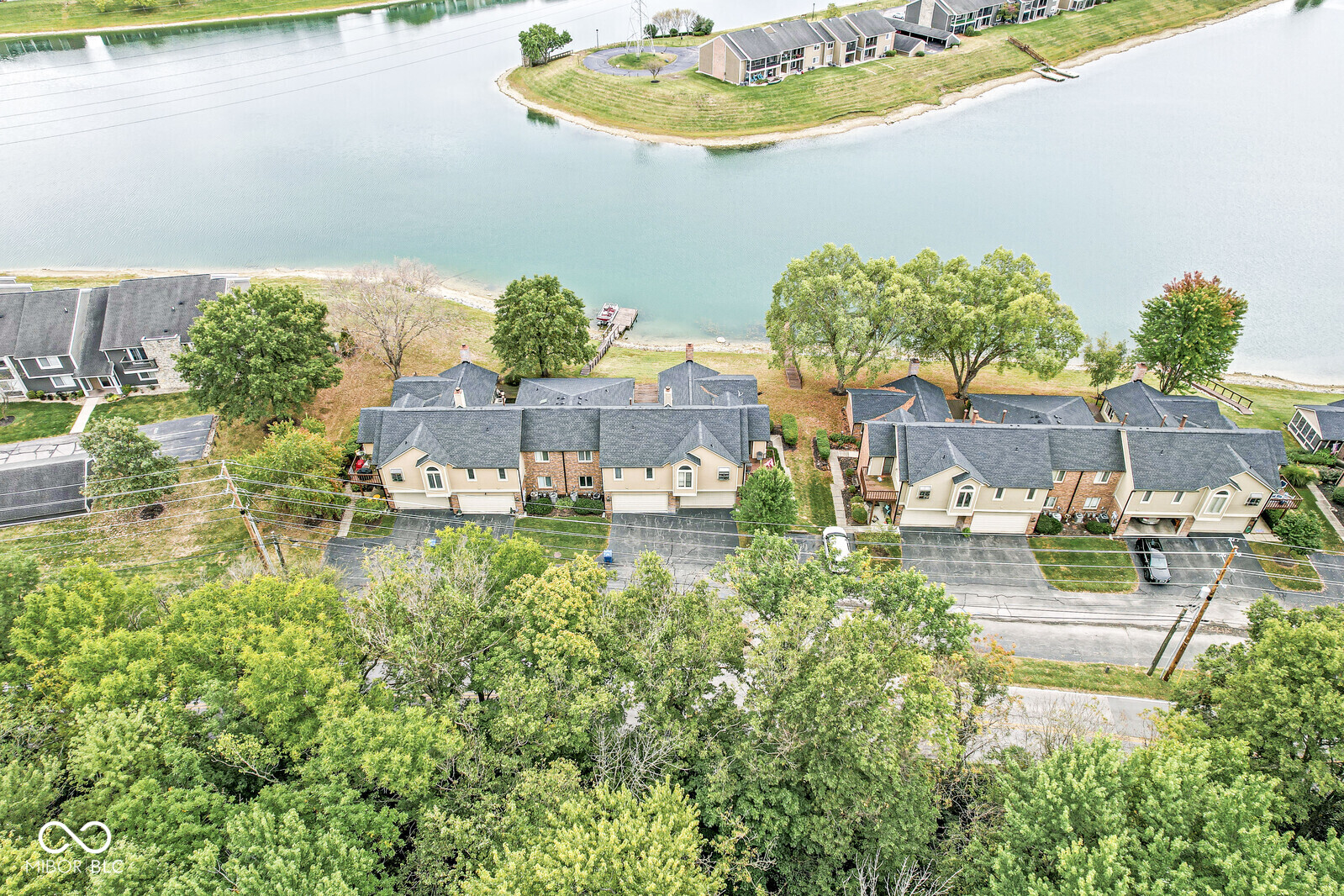 7719 River Road Indianapolis, IN 46240 - Photo 3 of 40