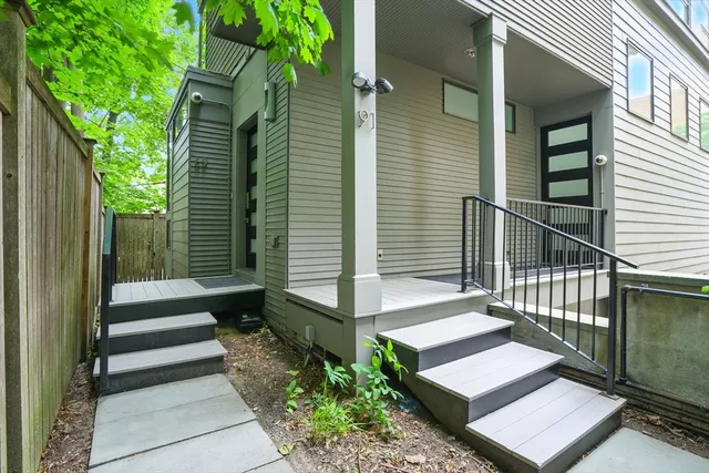 $1,895,000 | 89 Kirkland Street, Unit 89, Cambridge, MA 02138