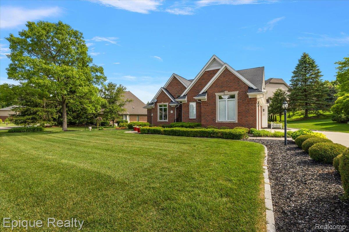 5675 Golf Pointe Drive Clarkston, MI 48348 - Photo 71 of 80 04-5675 Golf Pointe-4.jpg