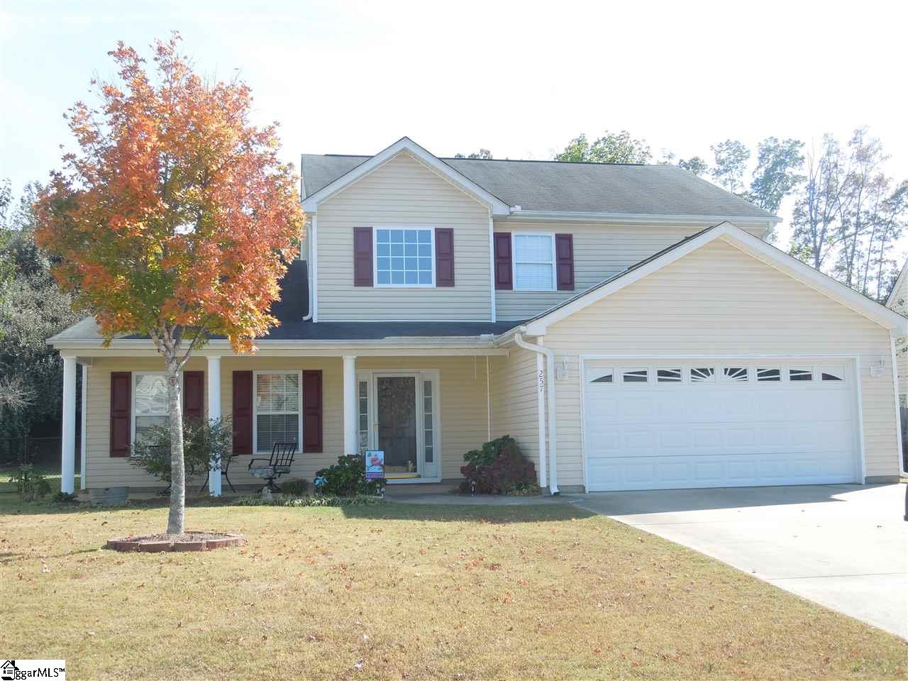 257 Rivers Edge Drive Easley, SC 29642 - Photo 2 of 31 Gallery Image 2