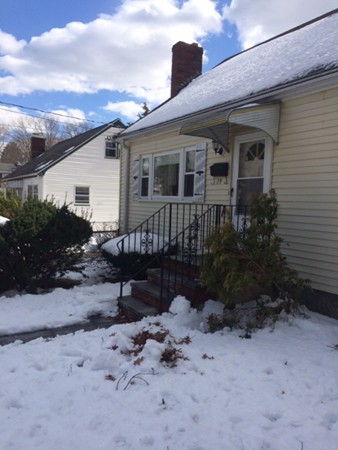 19 Ralwood Road Boston, MA 02136 - Photo 4 of 23 Gallery Image 4