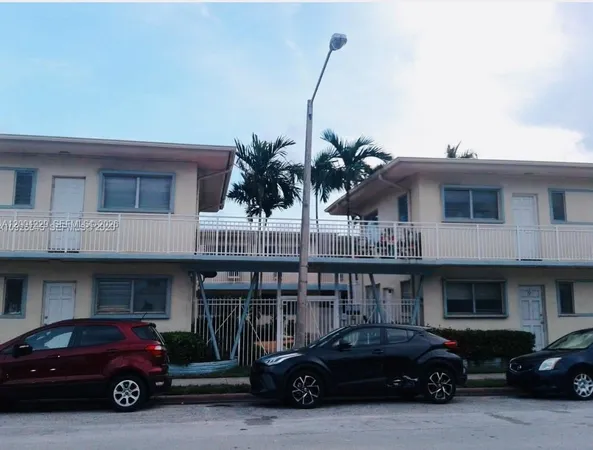 $2,700 | 350 75th Street, Unit 109, Miami Beach, FL 33141