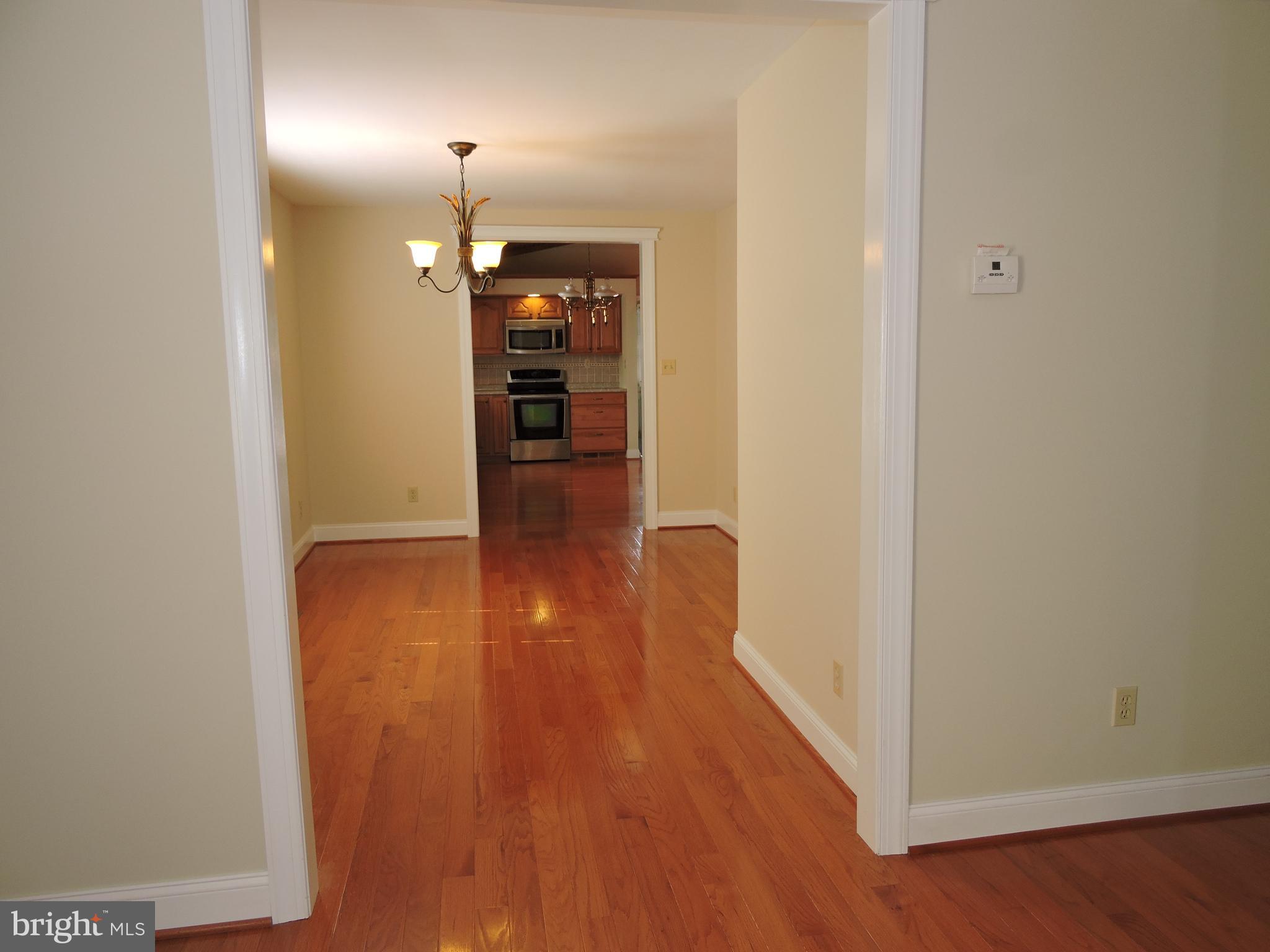 7609 Spruce Road Baltimore, MD 21222 - Photo 6 of 40