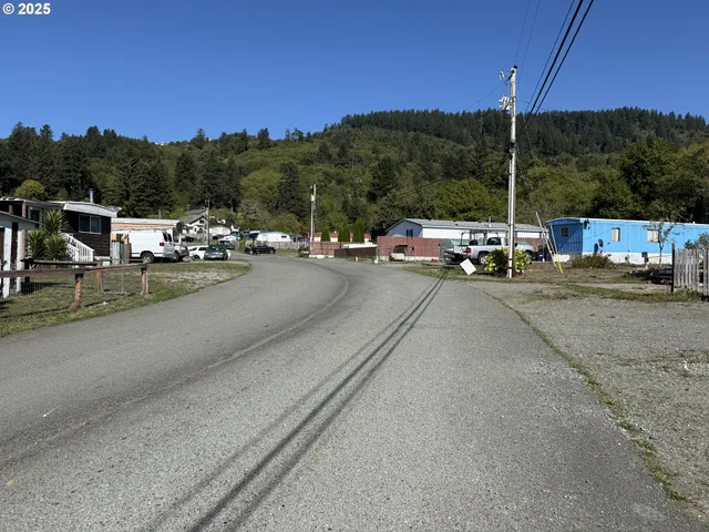 $124,900 | 16391 Highway 101, Unit 5, Brookings, OR 97415