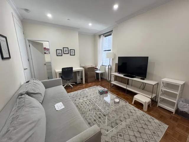 $4,000 | 304 West 92nd Street, Unit 2/E | Upper West Side