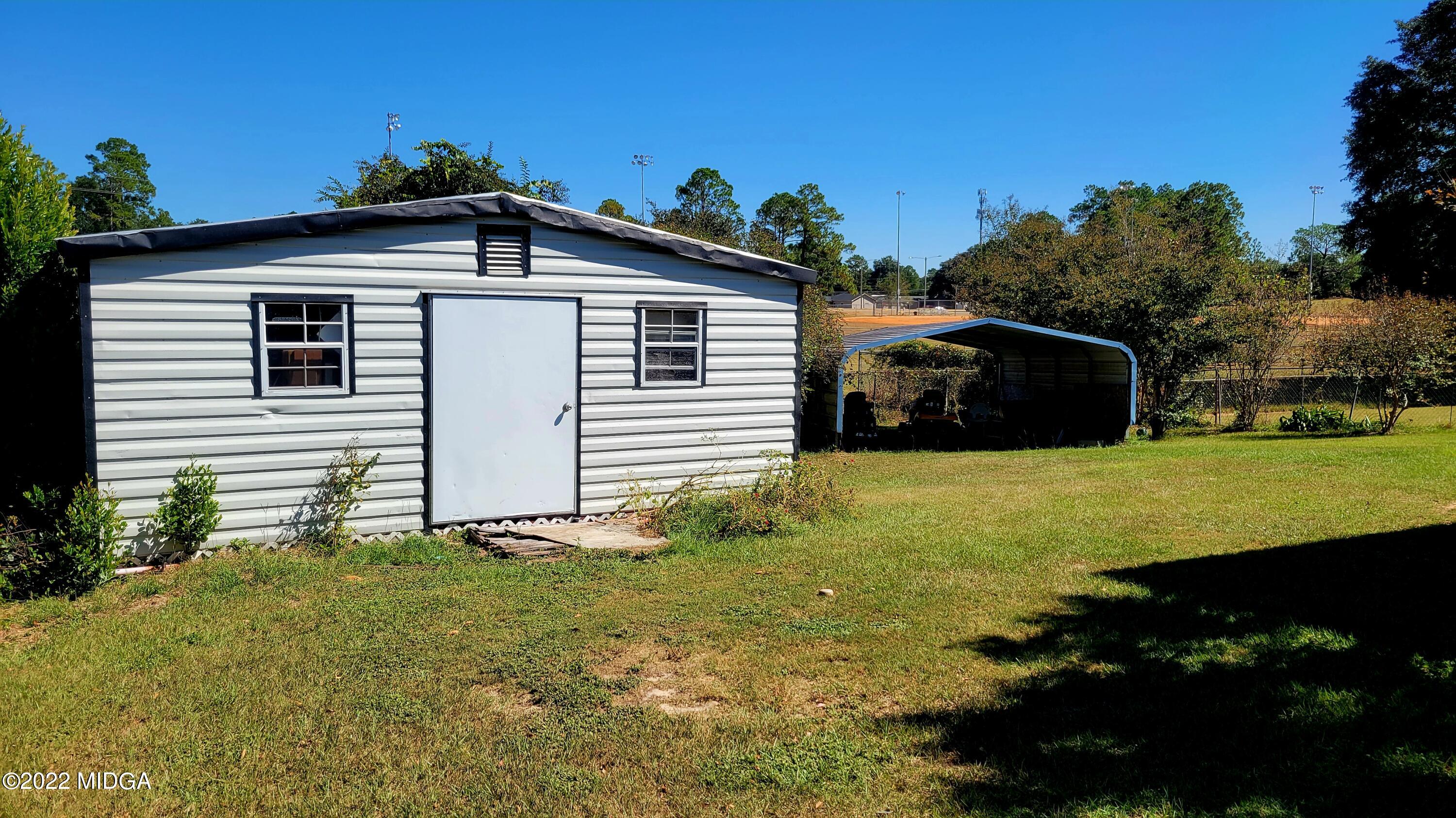 1102 Bonner Drive Perry, GA 31069 - Photo 3 of 12 20221006_122512