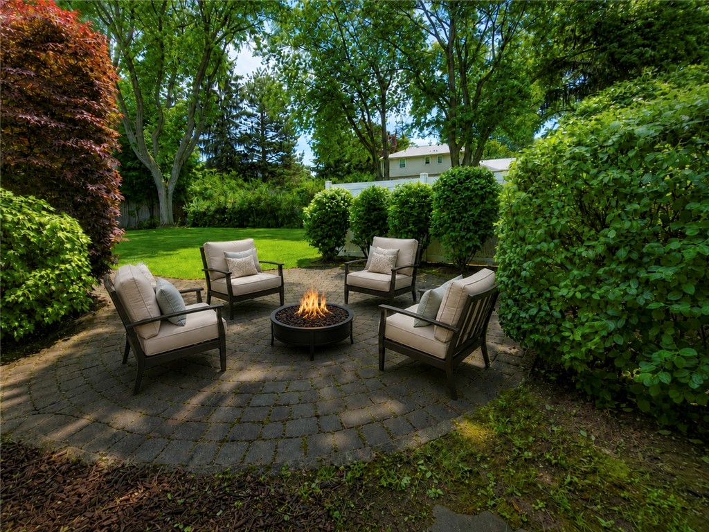 76 Bromley Road Pittsford, NY 14534 - Photo 47 of 50 virtually staged