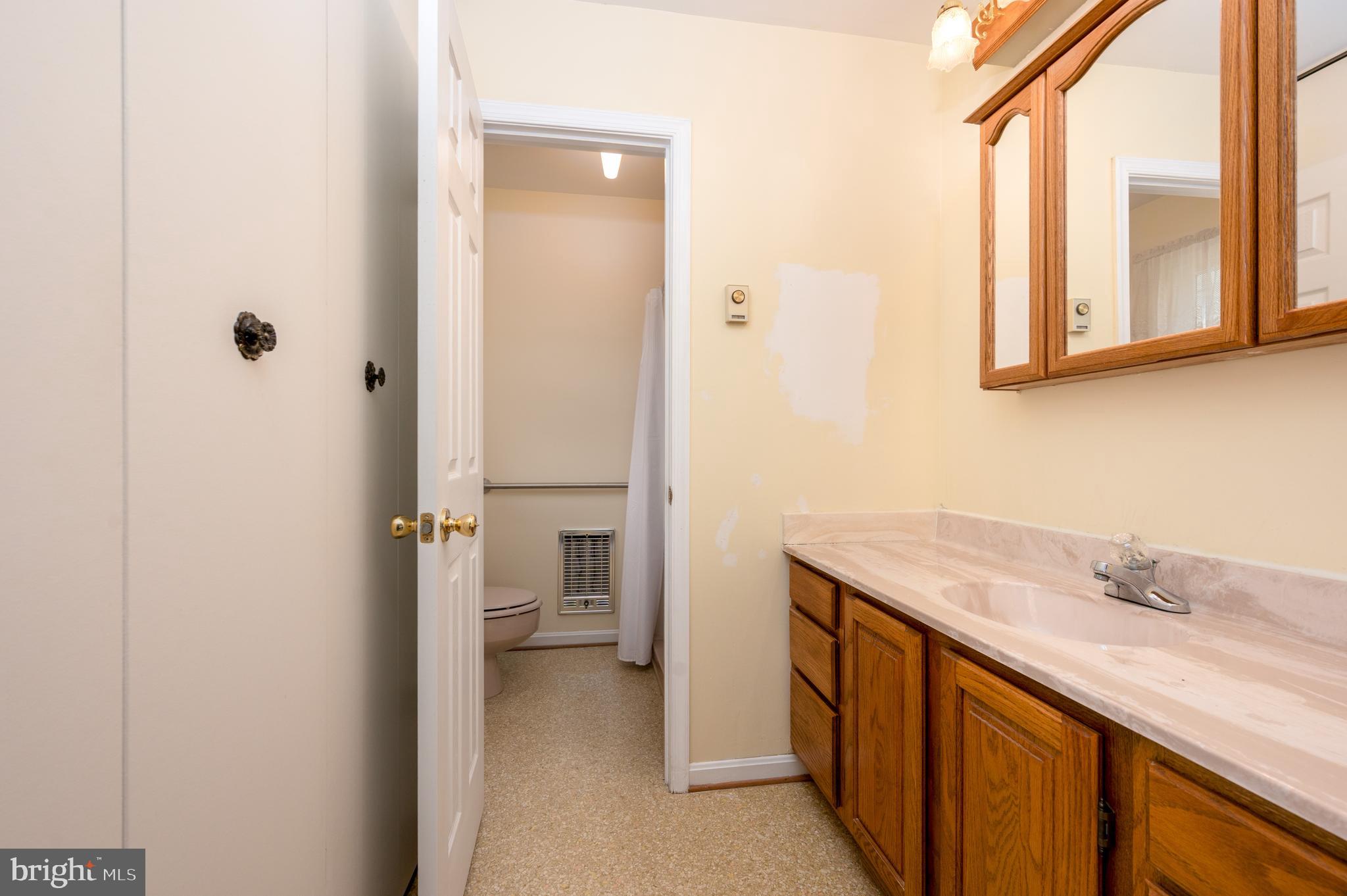 4900 Ilchester Road Ellicott City, MD 21043 - Photo 25 of 42