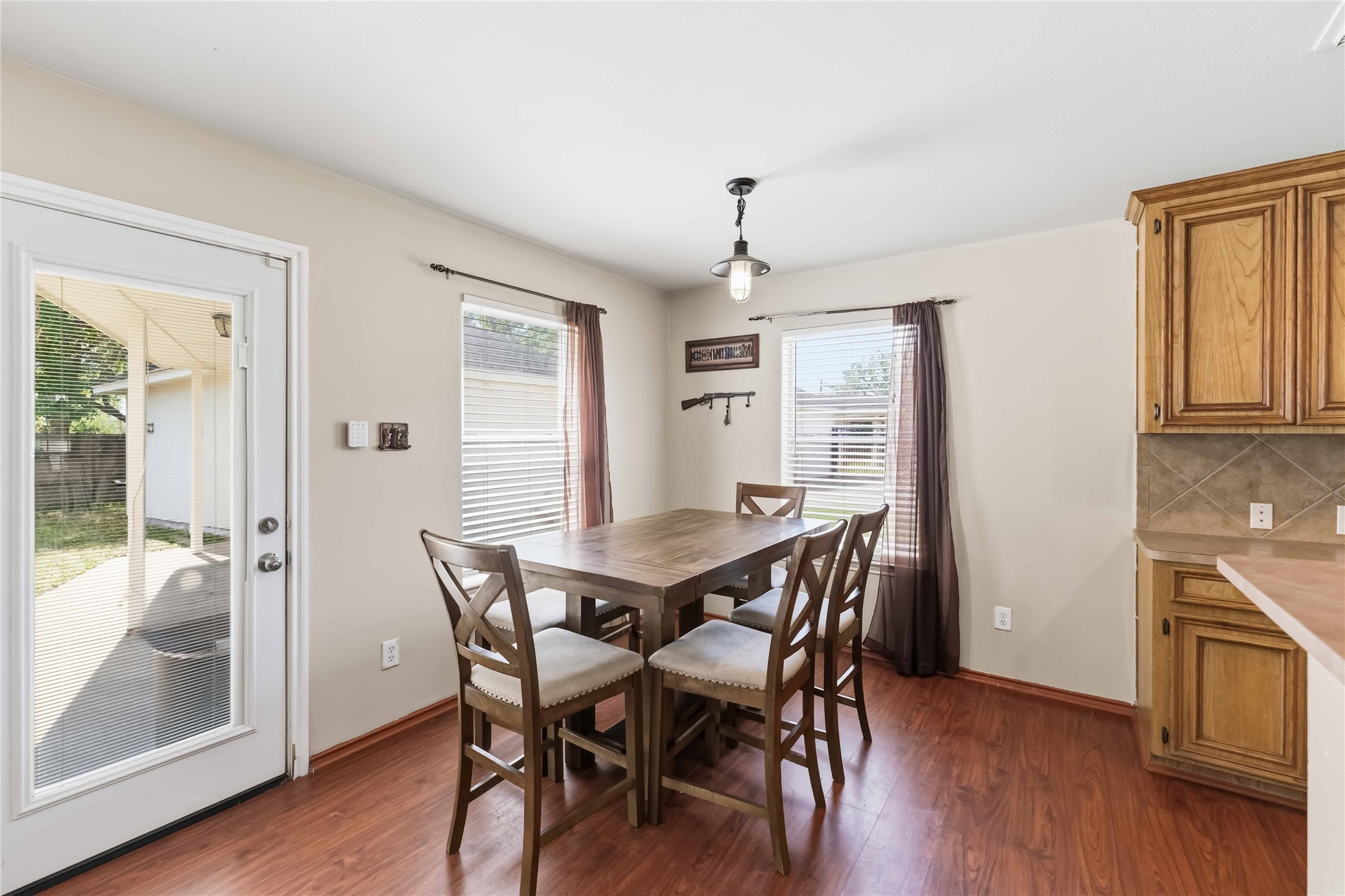 14310 Rolling Hills Lane Rosharon, TX 77583 - Photo 7 of 19