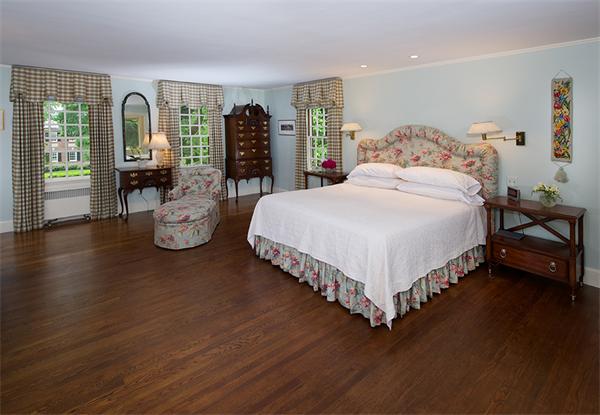 21 Albion Road Wellesley, MA 02481 - Photo 12 of 26
