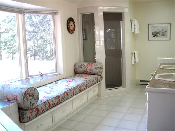 21 Albion Road Wellesley, MA 02481 - Photo 13 of 26