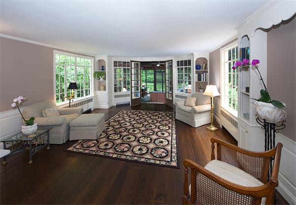 21 Albion Road Wellesley, MA 02481 - Photo 8 of 26