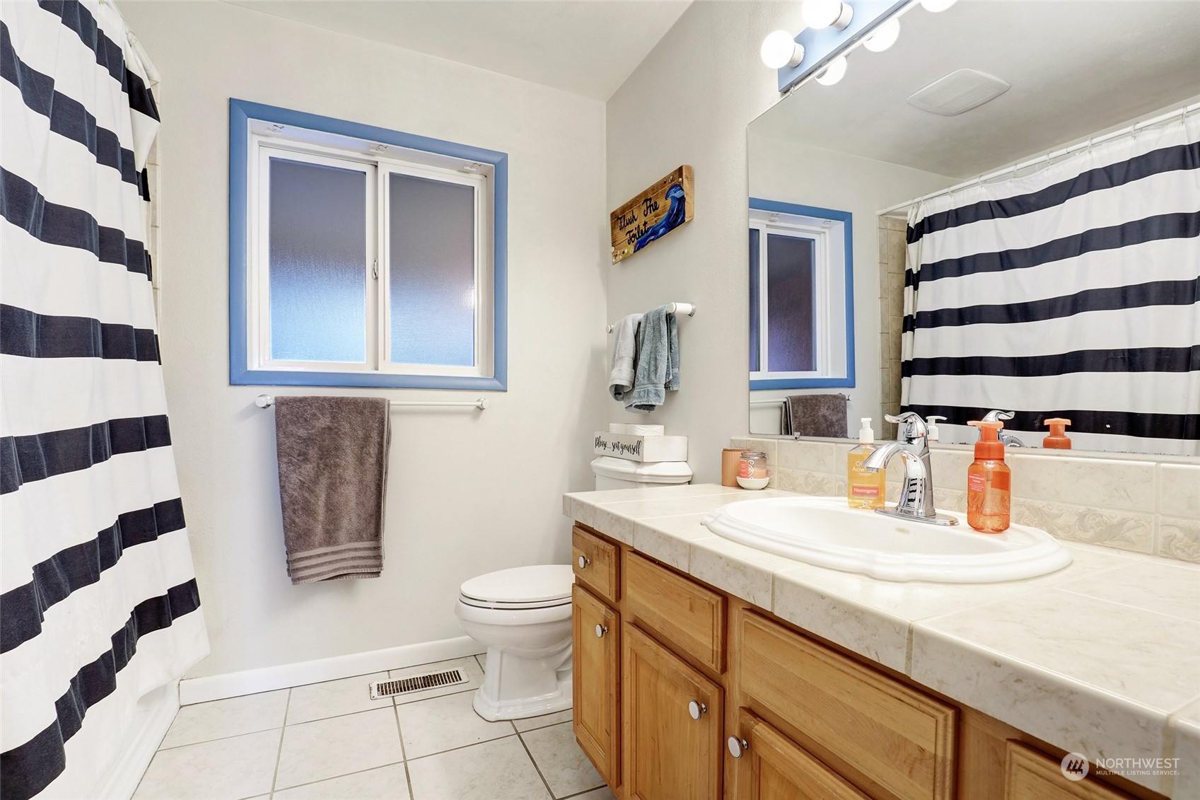 19320 Orting Kapowsin Highway East Orting, WA 98360 - Photo 22 of 31