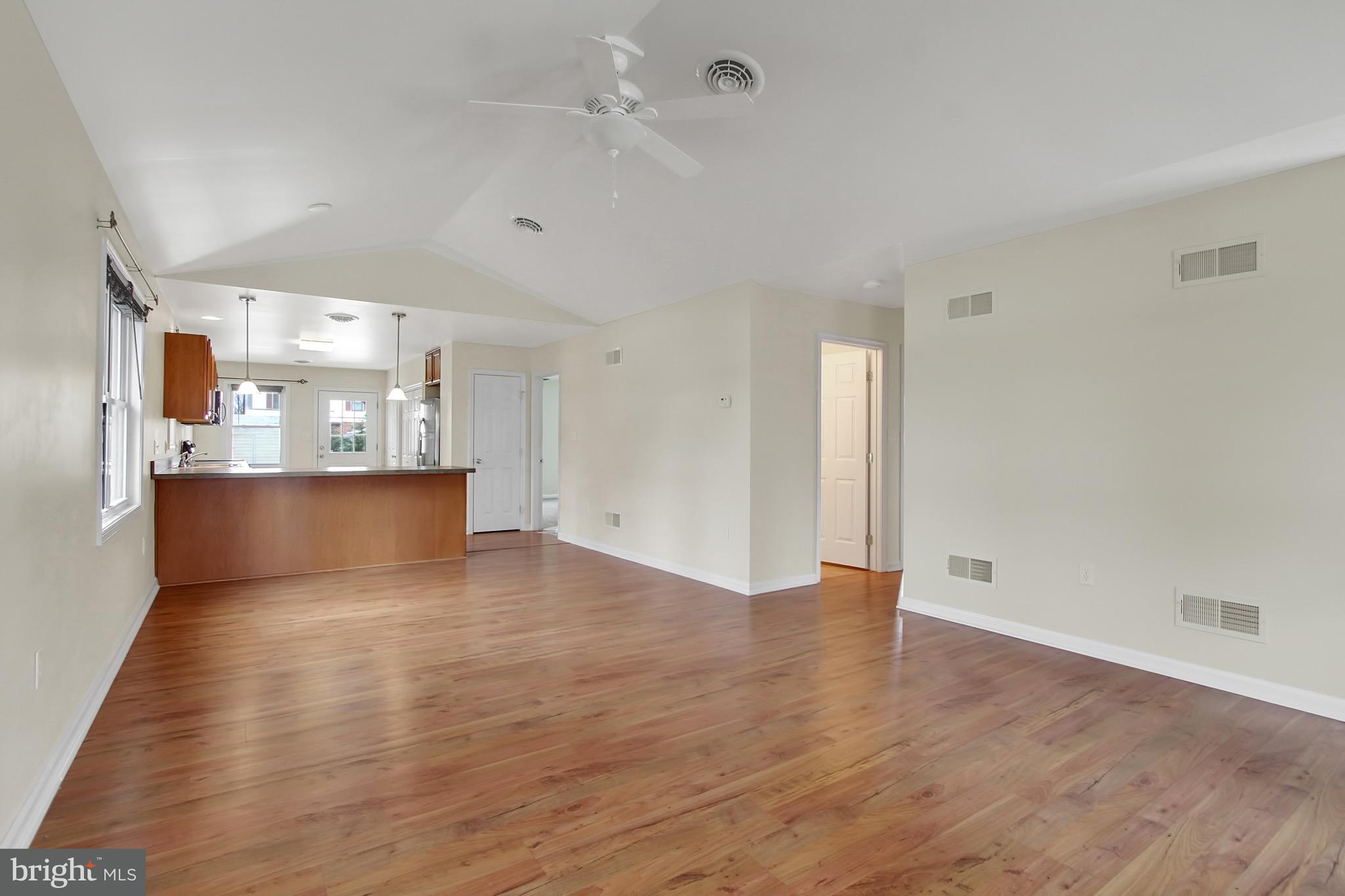214 Pinehurst Road York, PA 17402 - Photo 3 of 26 Gallery Image 3