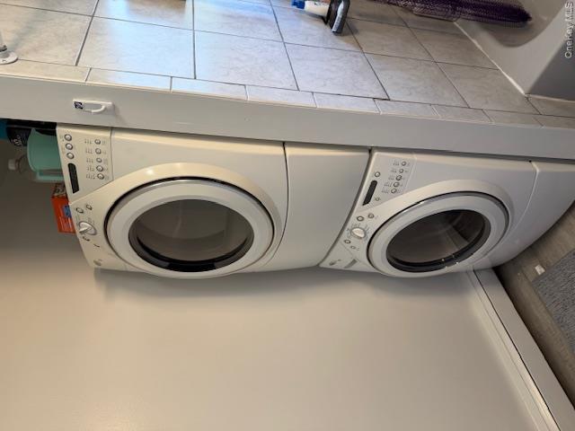 176 Kingfisher Road Levittown, NY 11756 - Photo 7 of 23 1st fl laundry