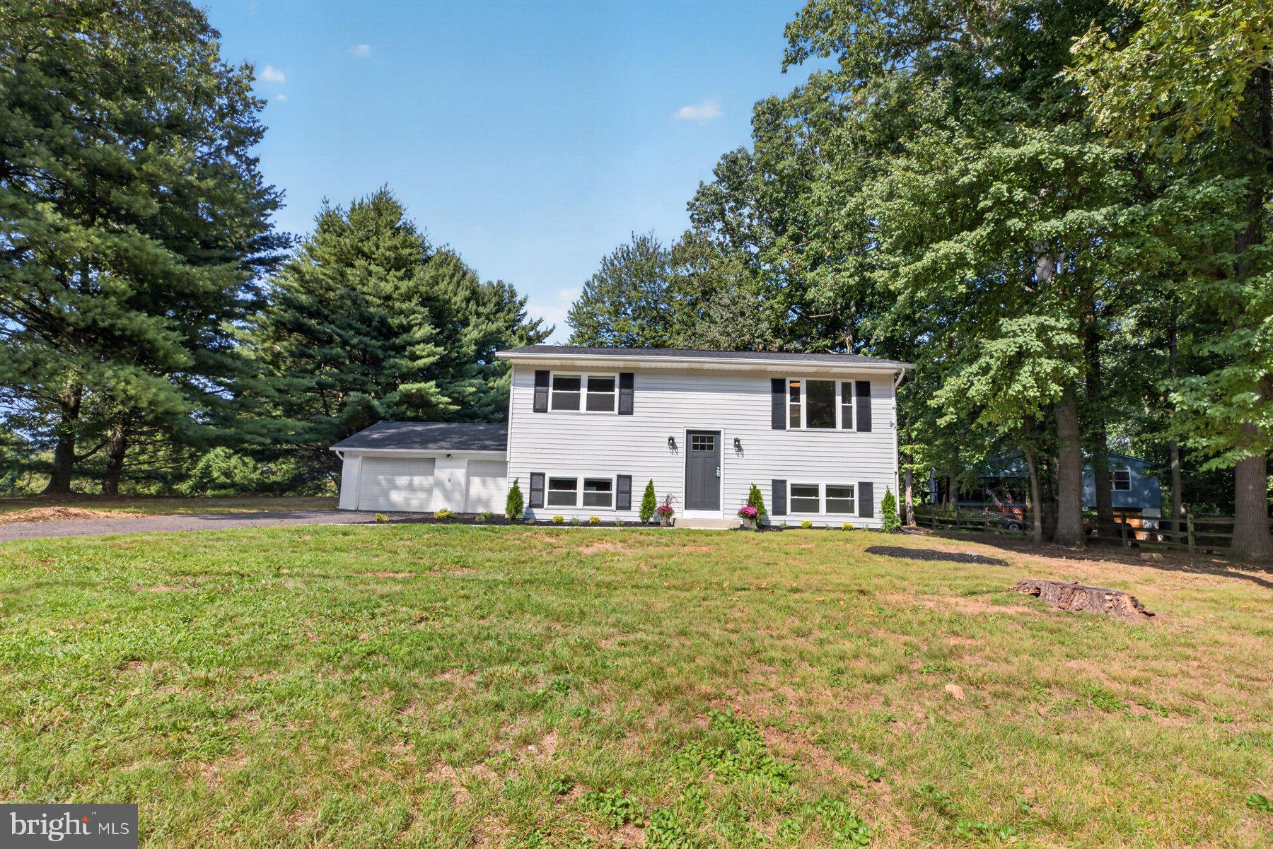 5002 Roller Road Manchester, MD 21102 - Photo 2 of 40 Front