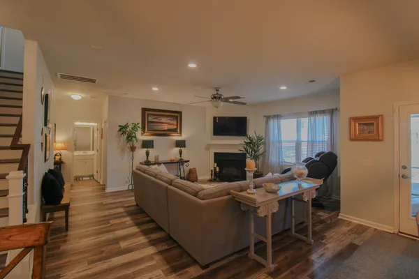 $4,500 | 1929 Zonny Moss Drive, Johns Island, SC 29455