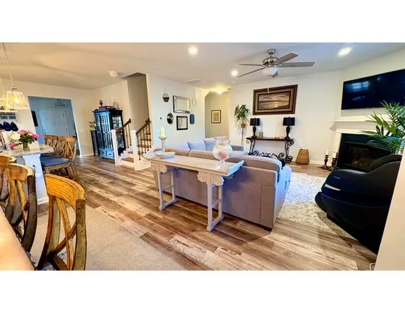 $4,500 | 1929 Zonny Moss Drive, Johns Island, SC 29455