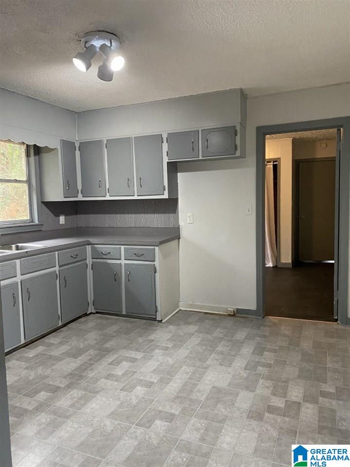 400 67th Street South Birmingham, AL 35212 - Photo 3 of 6