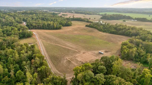 $325,000 | 7 Sturgeon Creek Road, Cedar Hill, TN 37032