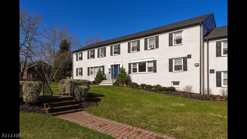 555 Main Street, Unit 3A Chatham, NJ 07928 - Photo 8 of 23