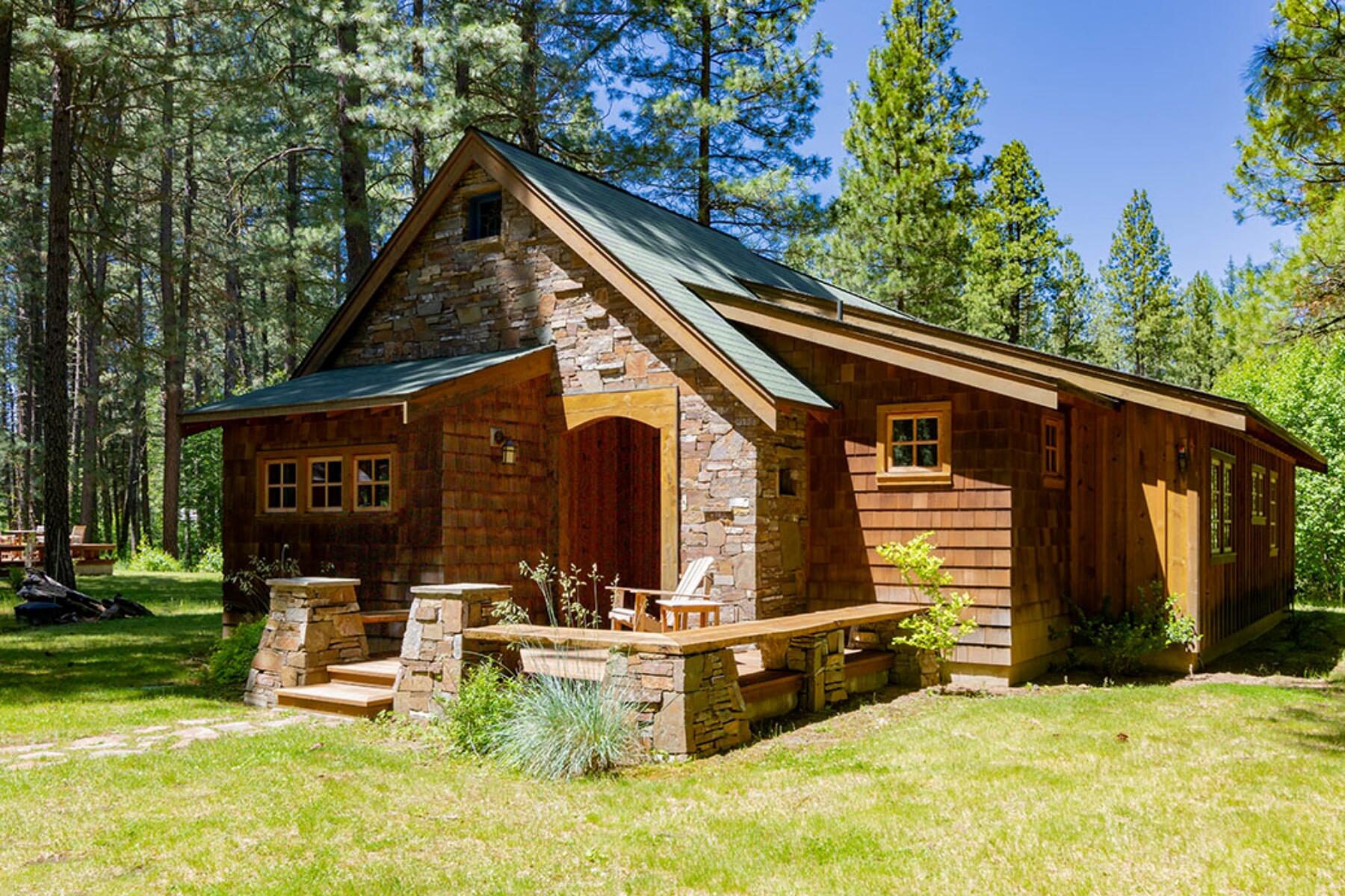13375 Southwest Forest Service Road, Unit 27U1 Camp Sherman, OR 97730 - Photo 2 of 34 batch_metolius-river-luxury-cabin-27-ext