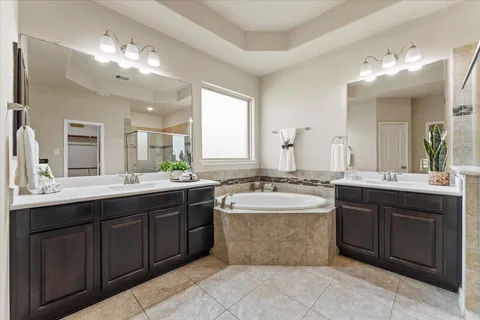 $359,900 | 18130 Millau Viaduct Way, Houston, TX 77044