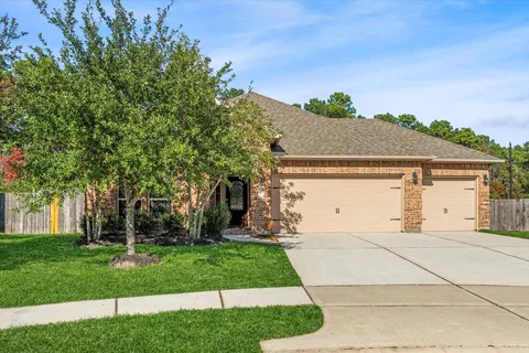 $359,900 | 18130 Millau Viaduct Way, Houston, TX 77044