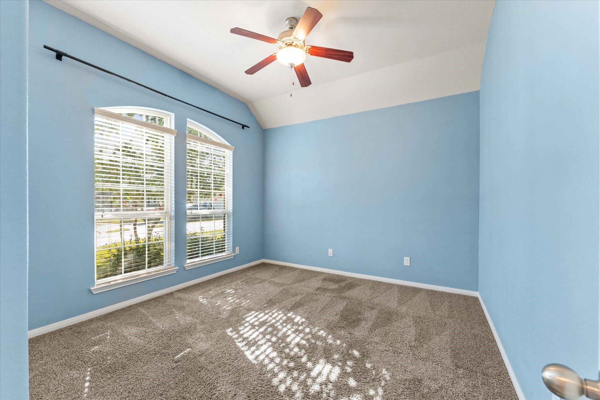 18130 Millau Viaduct Way Houston, TX 77044 - Photo 10 of 50