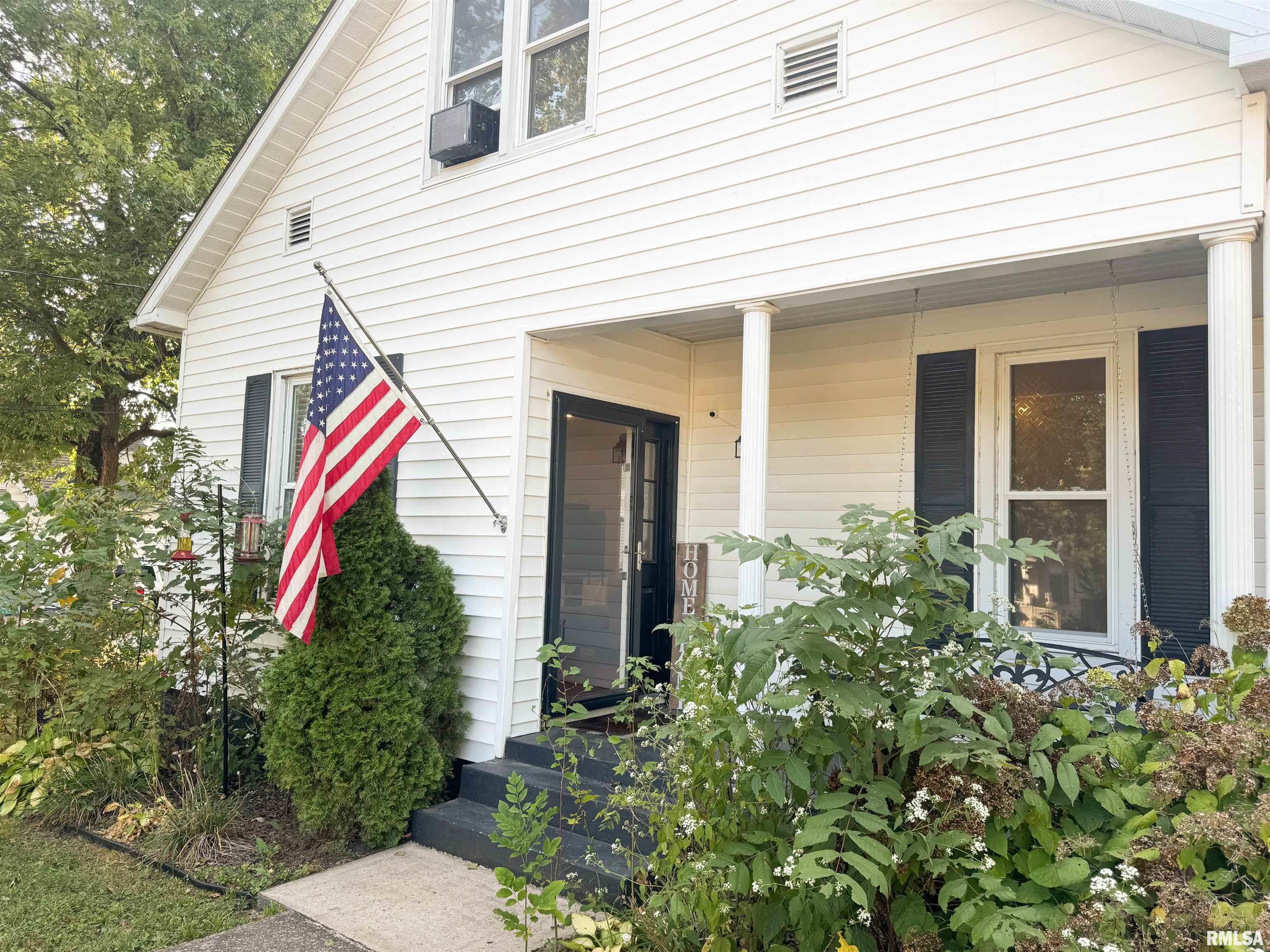 311 South Locust Street Jonesboro, IL 62952 - Photo 4 of 33