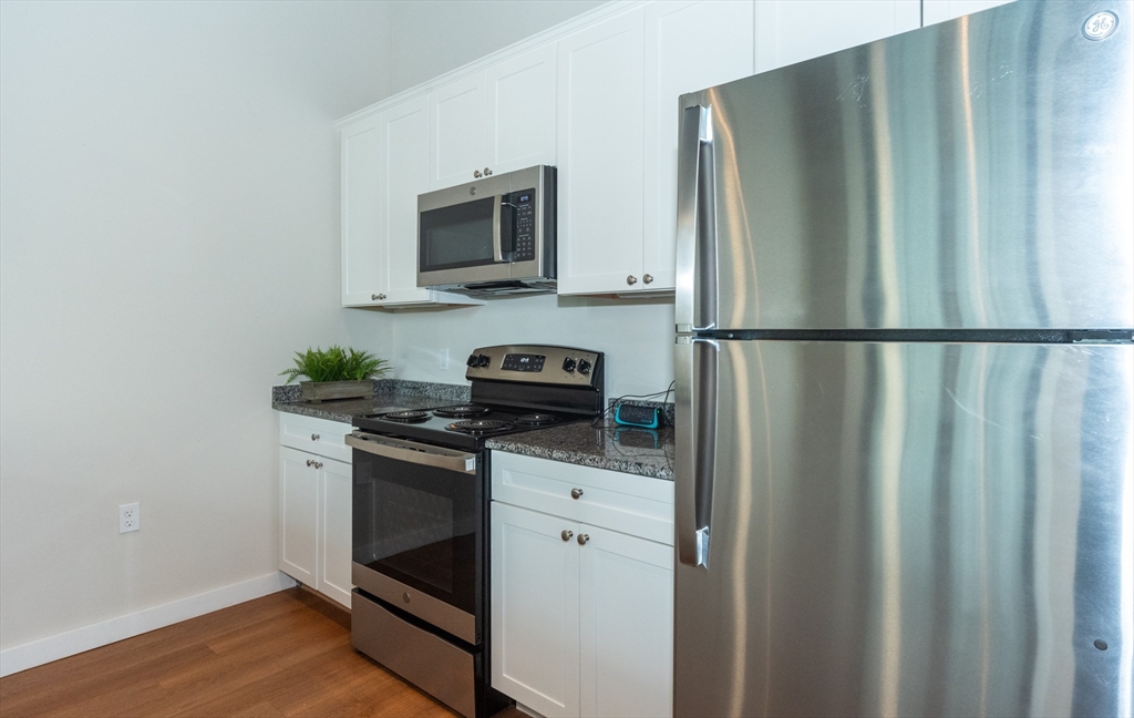 55 Sterling Street, Unit 112 Clinton, MA 01510 - Photo 9 of 12